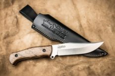 Нож средний охотничий «Caspian» AUS-8 Satin Walnut